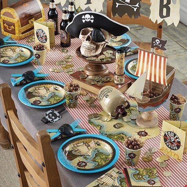 تم تولد دزدان دریایی - Pirates